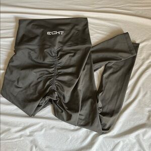 ECHT Scrunch Leggings